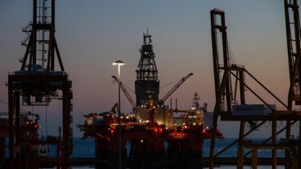 伊朗议长称击中F-35战机打碎美军傲慢