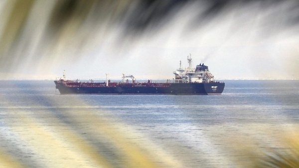 伊朗最高领袖顾问：内部团结与抵抗阵线不能成为谈判筹码