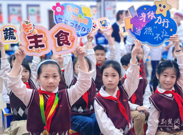 以劳育人！红领巾学校（阳光校区）开展特色劳动技能大比拼
