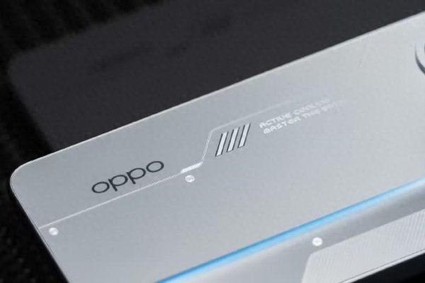 OPPO“不讲武德”! 245万分+散热风扇+7000mAh, 国补后2114元